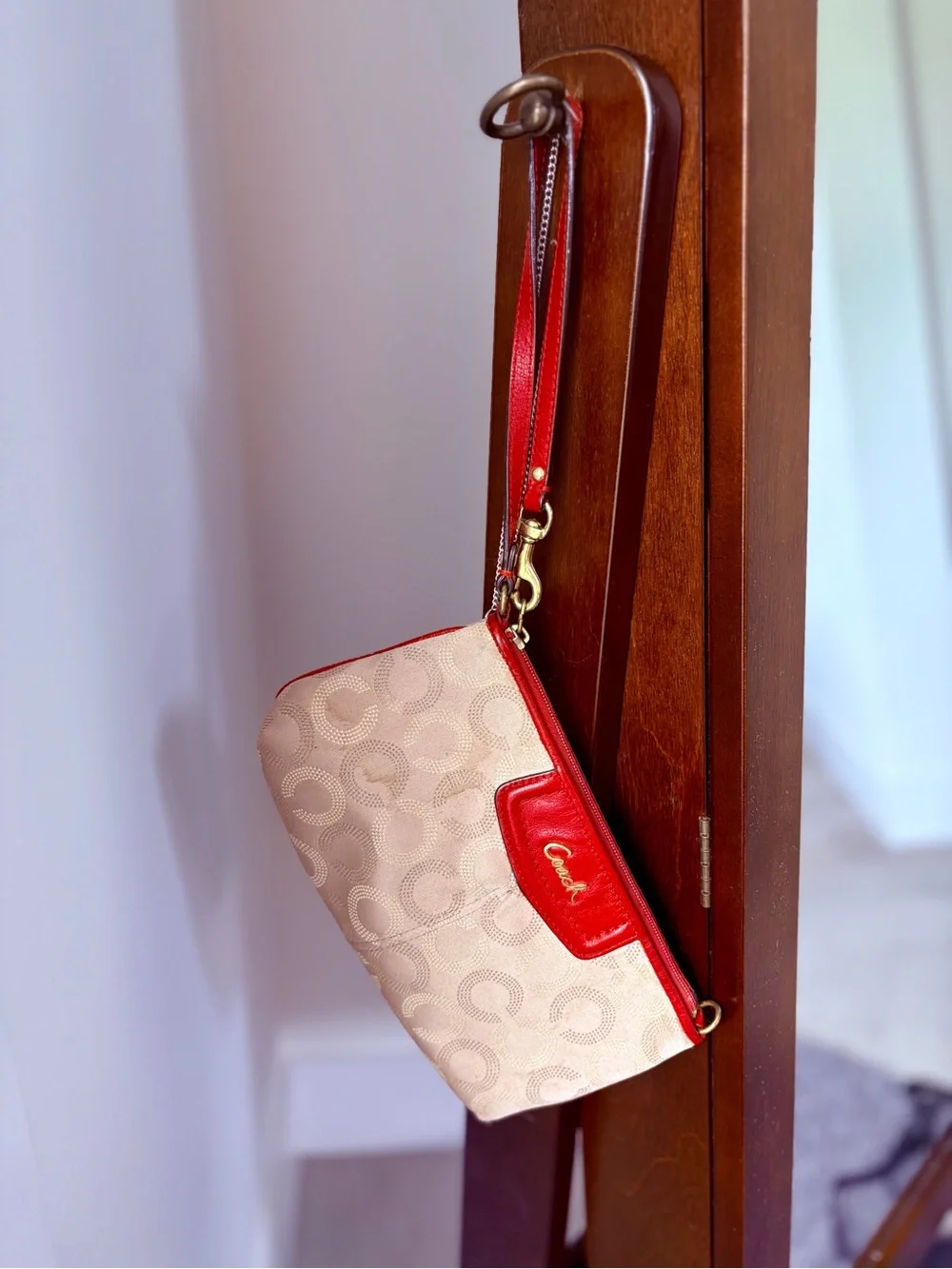 Coach Beige Signature Canvas clutch gold with Red Leather Trim good condition